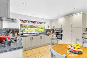 Photo 27- click for photo gallery